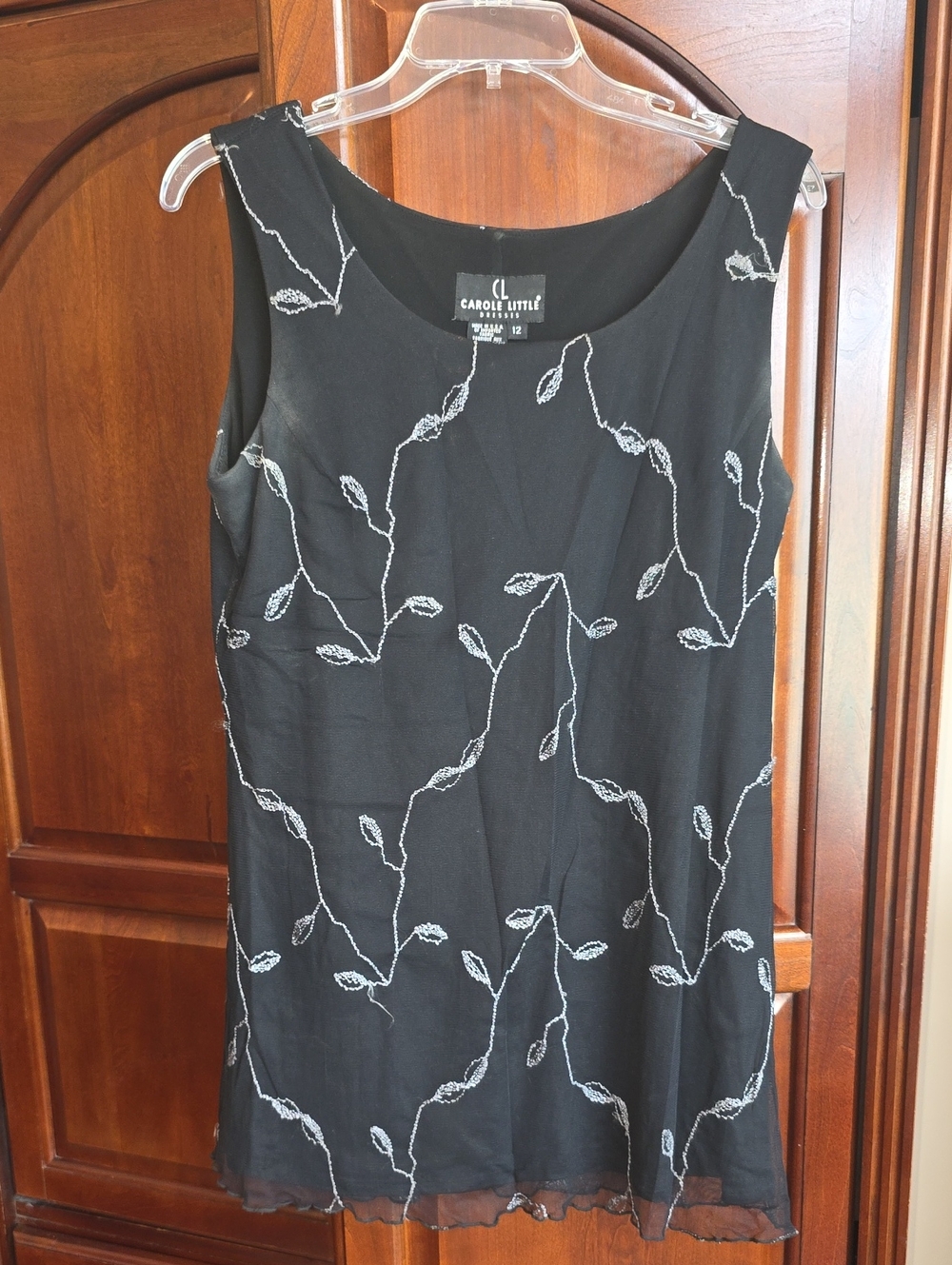 Vintage Carole Little Sleeveless Embroidered Vines Top